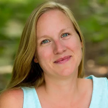 Dr. Catherine Hall headshot