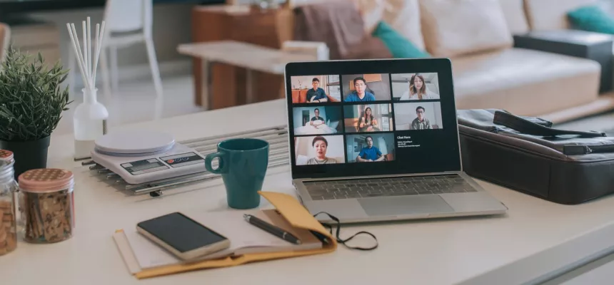 A class meets online on a laptop