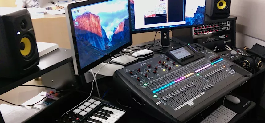 Roger Williams University Music Department Music Lab