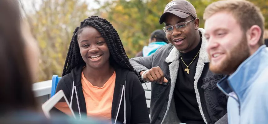 Smiling students 