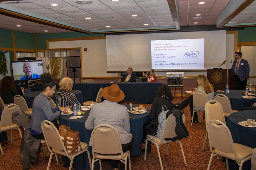 Members of ASPA National address the 2022 RIASPA Conference 